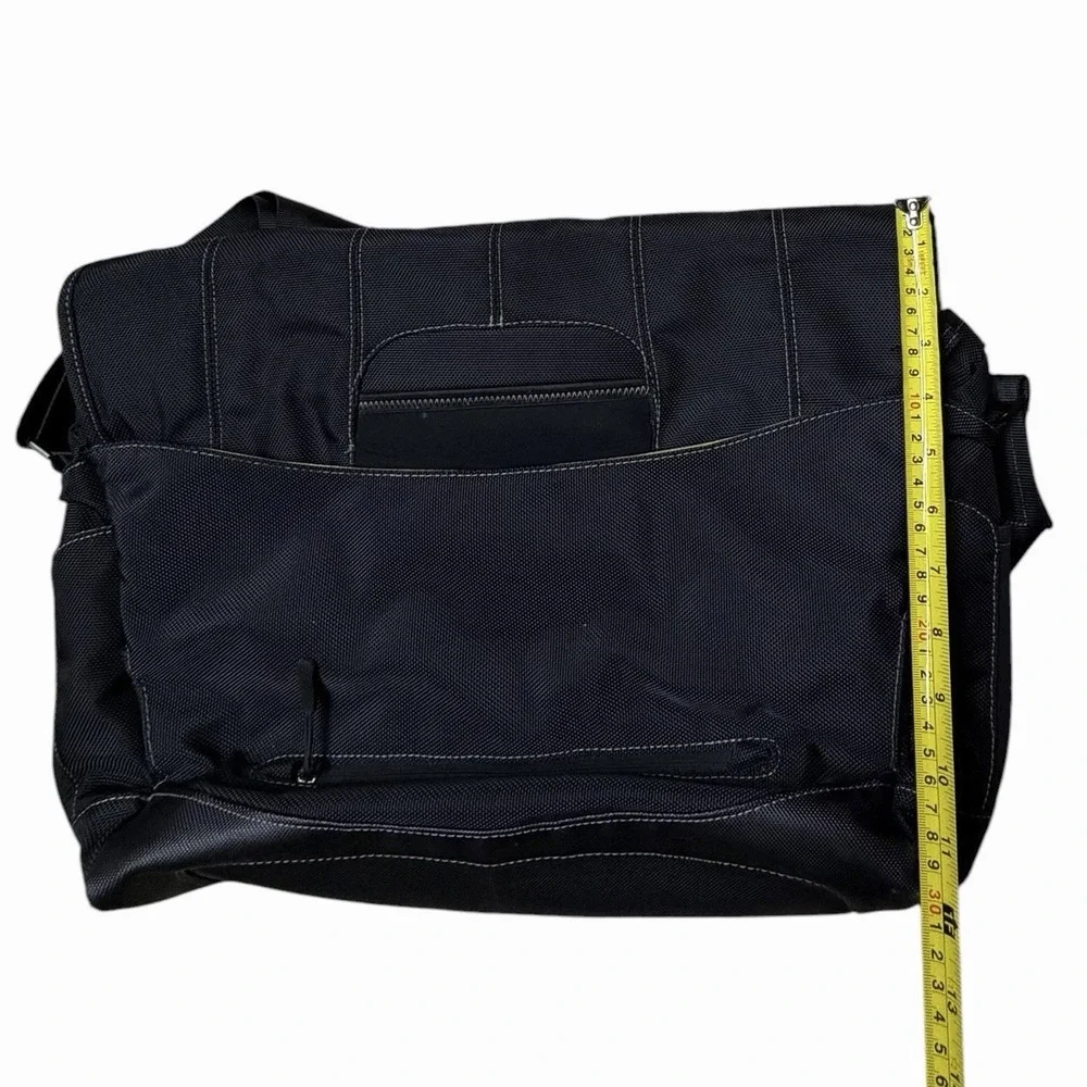 Booq Boa Nerve Laptop Messenger Bag Commute Bike Water Repellent Black/Green